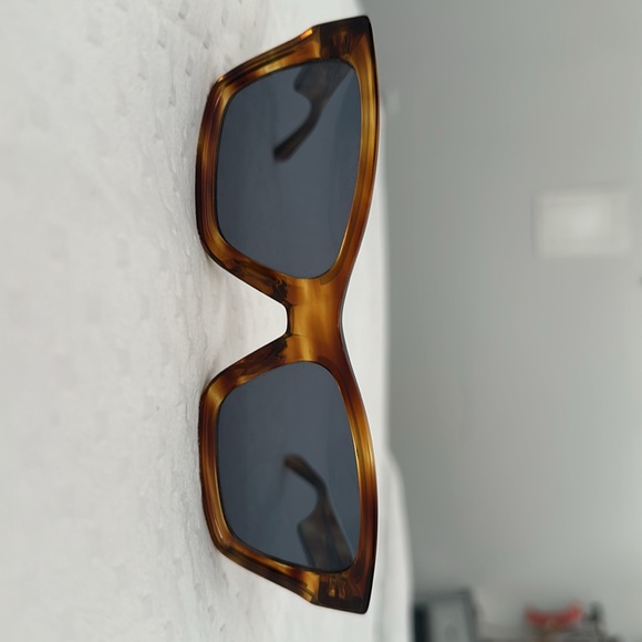 Celine Cateye SunGlasses - Picture 5 of 6